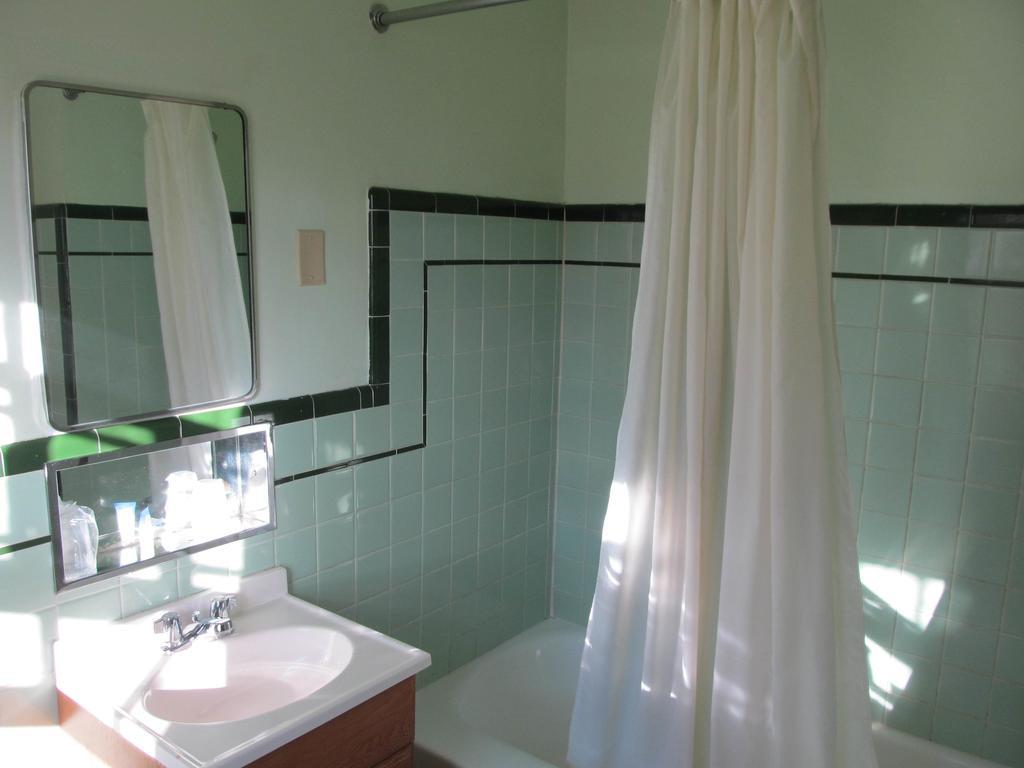 Hancock Motel Luaran gambar
